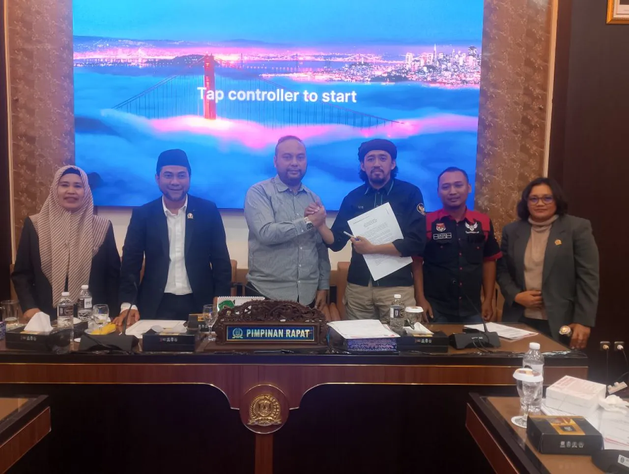 Komisi D DPRD Jatim Dukung Petisi GERANAT’S, Dorong Percepatan RUU Transportasi Online