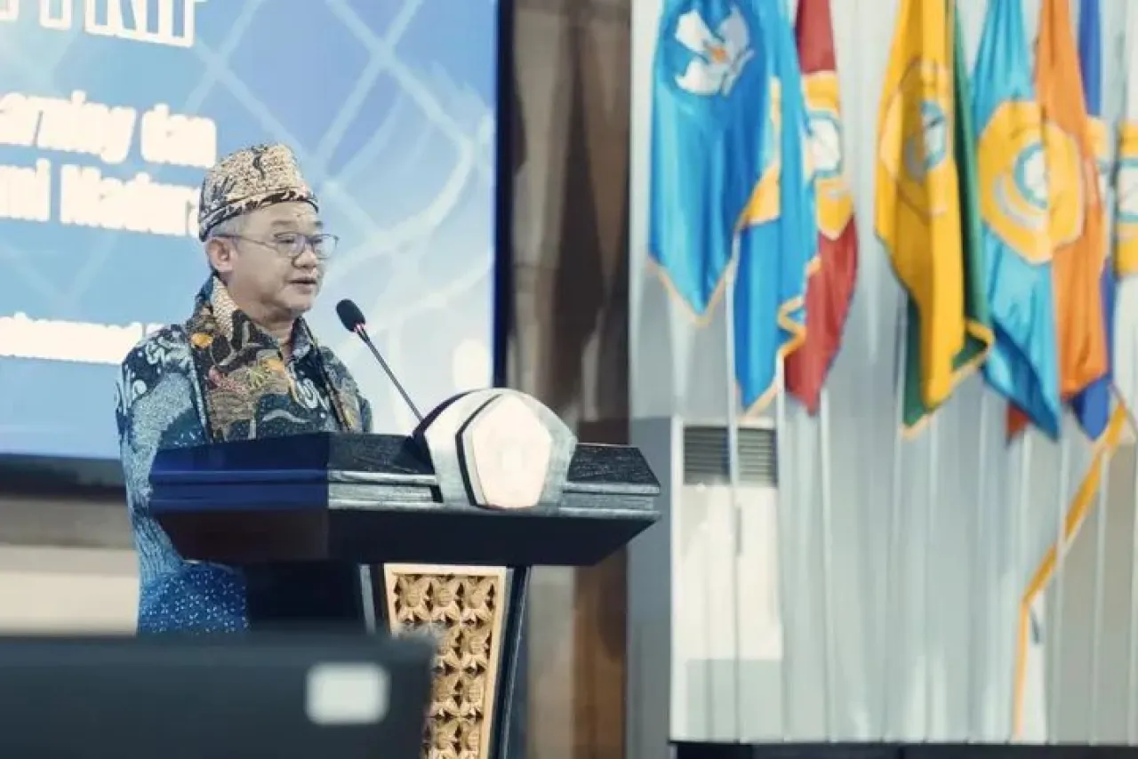 Menteri Abdul Mu’ti Kunjungi UTM, Perkuat Sinergi Pendidikan Bermutu di Madura