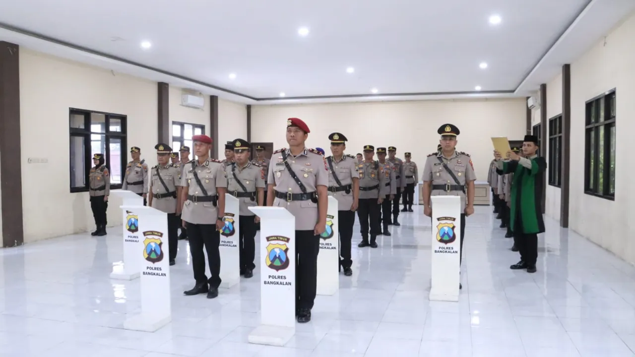 Mutasi Tiga Pejabat Utama Polres Bangkalan, Kapolres Tekankan Peningkatan Pelayanan Publik