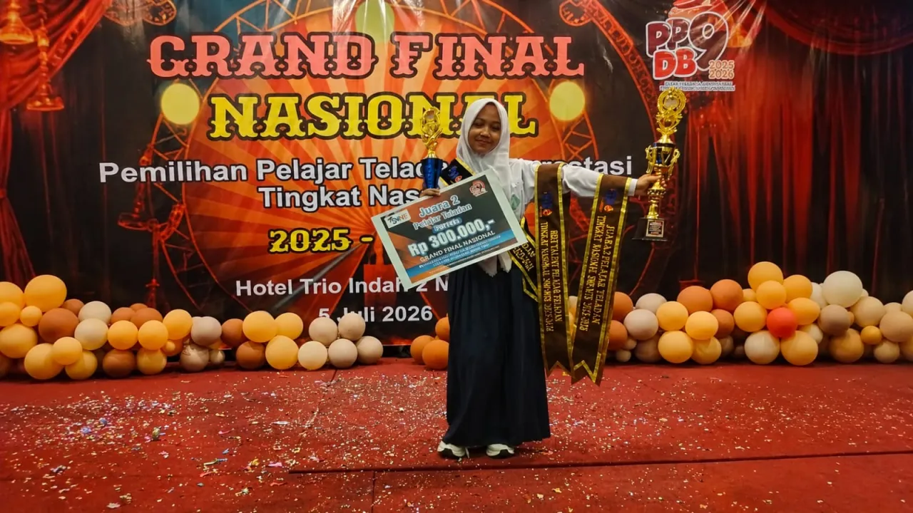Siswi SMP Kanzul Ulum Bangkalan Raih Dua Penghargaan Sekaligus di Ajang Nasional PPDB 9
