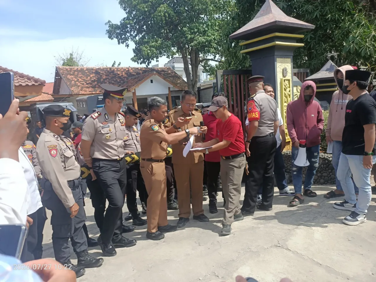 Camat Kamal Tegaskan Tak Pernah Cawe-cawe Program MBG, Tudingan Intervensi Dinilai Tak Berdasar