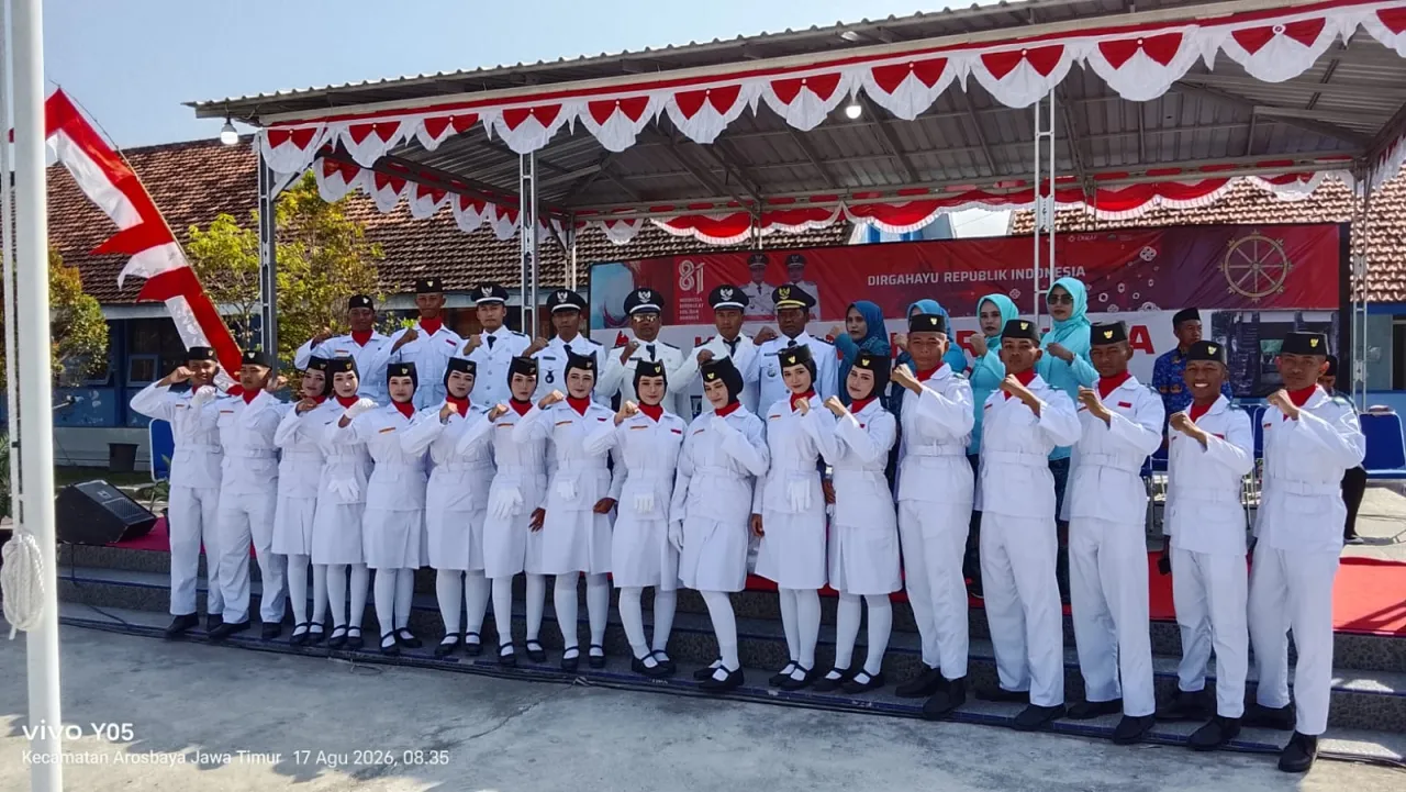 Semangat Nasionalisme Menggema, Upacara HUT ke-81 RI di Arosbaya Berlangsung Khidmat