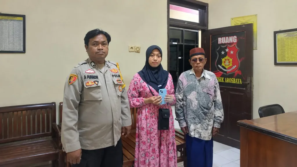 Gerak Cepat Kurang dari 24 Jam, Polsek Arosbaya Berhasil Temukan iPhone 15 Warga yang Hilang
