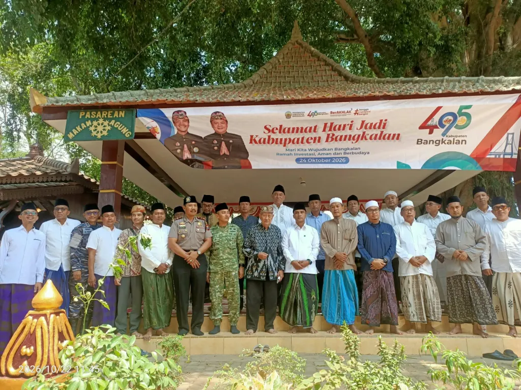 Napak Tilas Sejarah Bangkalan, Bupati Ziarah ke Makam Leluhur di Arosbaya