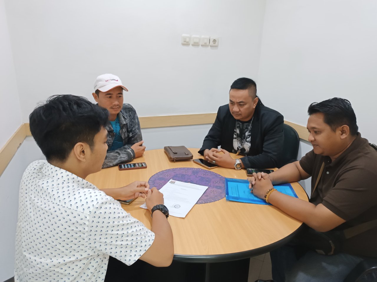 BAI Mendampingi Debitur Asal Rembang Saat Di Persulit Pelunasan di BCA Finance Kudus