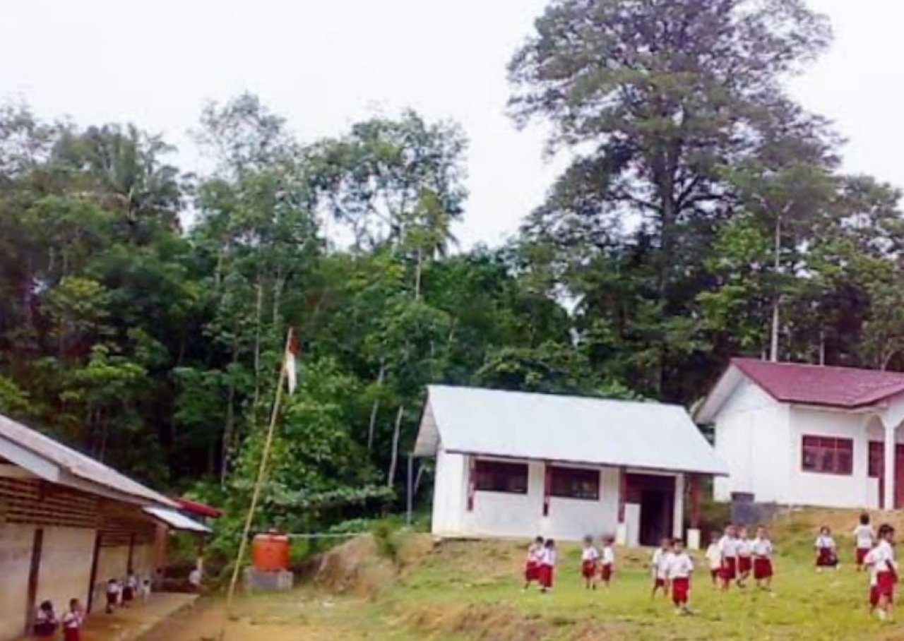 Skandal Dana Revitalisasi SD No 078447, Teolo Kasek dan Bendahara di Duga Turut Serta Suap Panitia dan dinas 4% +8%