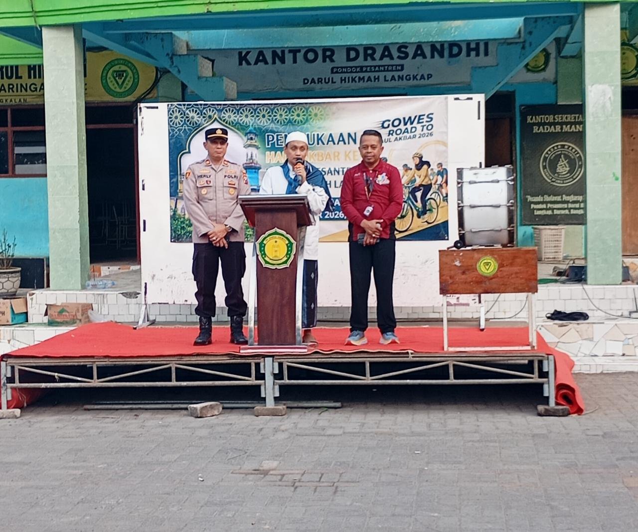 Semangat Kebersamaan Ratusan Pesepeda Dan Alumni Gelar Gowes Jelang Haul Akbar PP Darul Hikmah Bangkalan