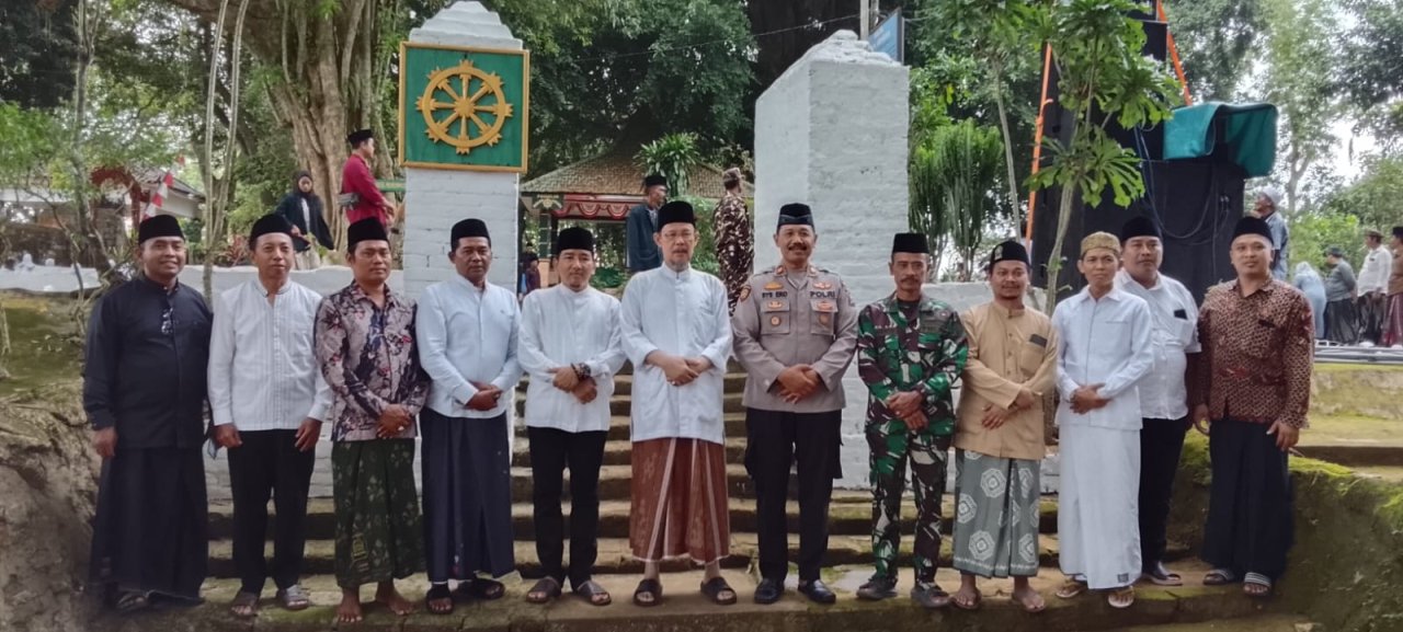 Ribuan Jamaah Hadiri Haul Akbar ke-434 R. Pratanu di Arosbaya Bangkalan