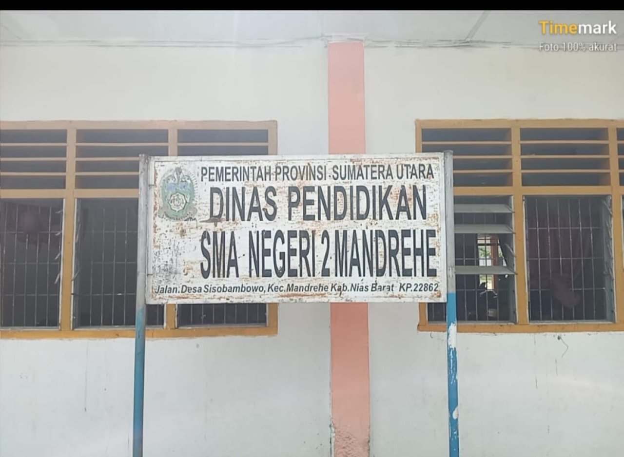 Siswa Belajar di Fasilitas Rusak, SMAN 2 Mandrehe Diduga Selewengkan Dana BOSP Rp235 Juta : Kepsek Terancam 20 Tahun