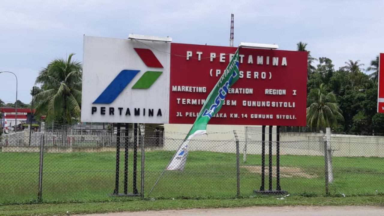 Sengaja Bungkam dan Hindari Wartawan, Manajer Pertamina Gunungsitoli Didesak Buka Mata Lihat Realita Lapangan!