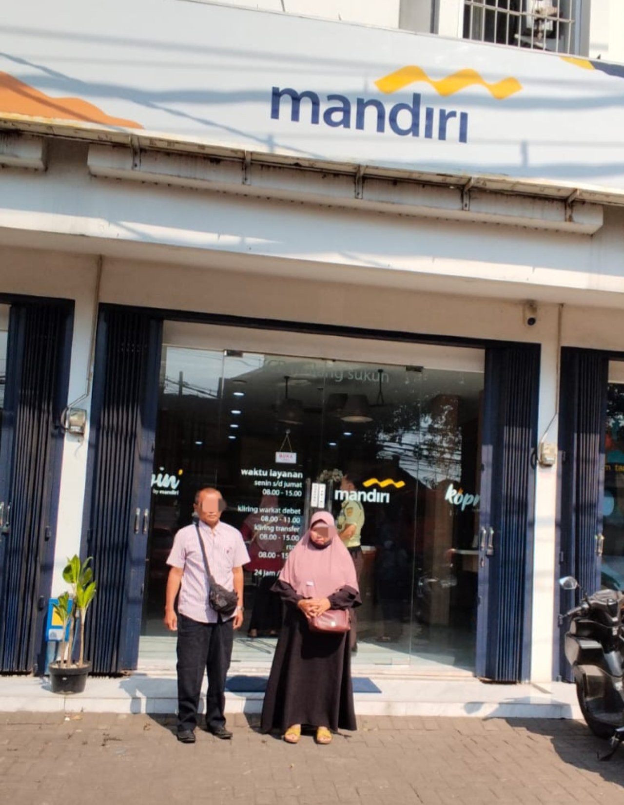 Diduga Gelapkan Uang Angsuran Nasabah Bank Mandiri, Oknum Penagih Dilaporkan ke Polsek Kedungkandang